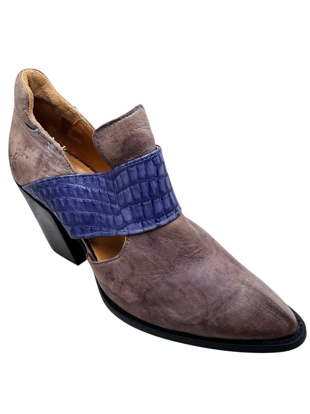 {John Fluevog} Entrance Room Leather Shoes